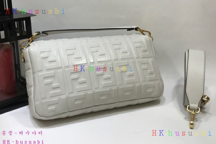 �ڹ̷��ޡ� ��� �ٰ�Ʈ��  F 1244751-3