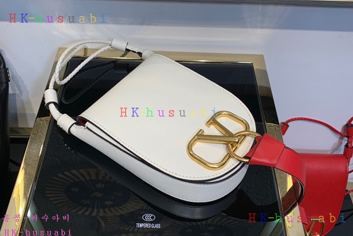 �ڹ̷��ޡ� �߷�Ƽ�� �긵 ũ�ν��� V 009211