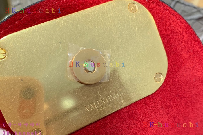 �ڹ̷��ޡ� �߷�Ƽ�� �긵 ũ�ν��� V 009211