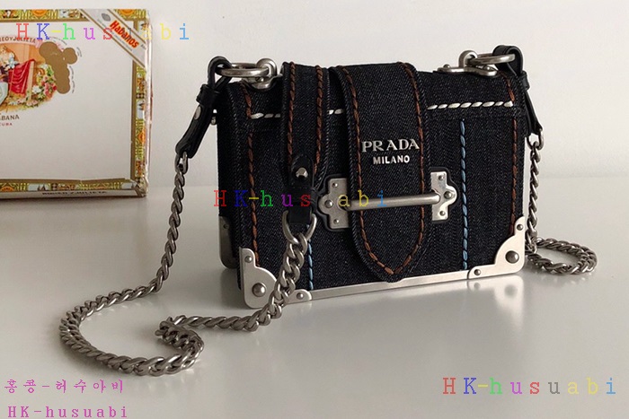 �ڹ̷��ޡ� ����� ī�̿� �����  PR 1BH018