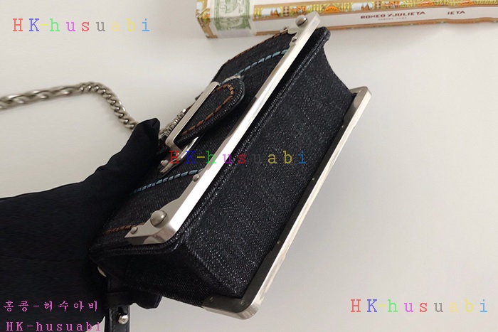 �ڹ̷��ޡ� ����� ī�̿� �����  PR 1BH018