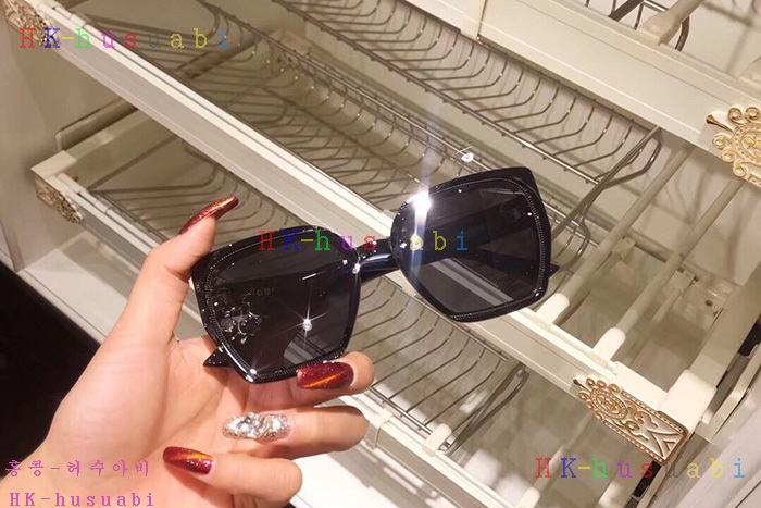 NEW ���� ���۶� �Ż� GU 310016