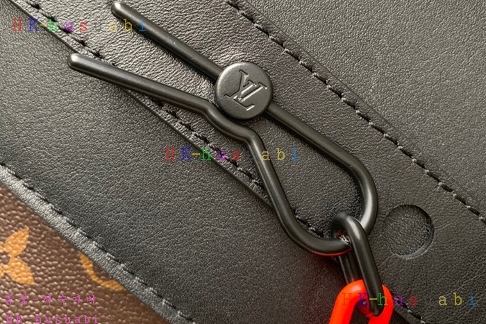 �ڹ̷��ޡ� ���̺��� ��Ƽ�� PM  M44473  (2�÷�)