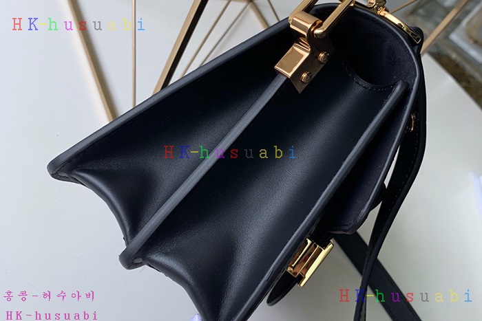 �ڹ̷��ޡ� ���̺��� �̴� ���ɹ� M44580