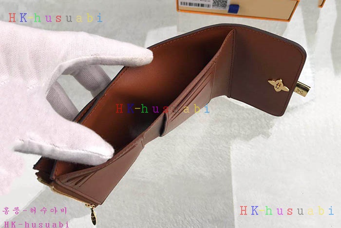 �ڹ̷��ޡ� ���̺��� �ö�� ����Ʈ ���� M67504(3�÷�)