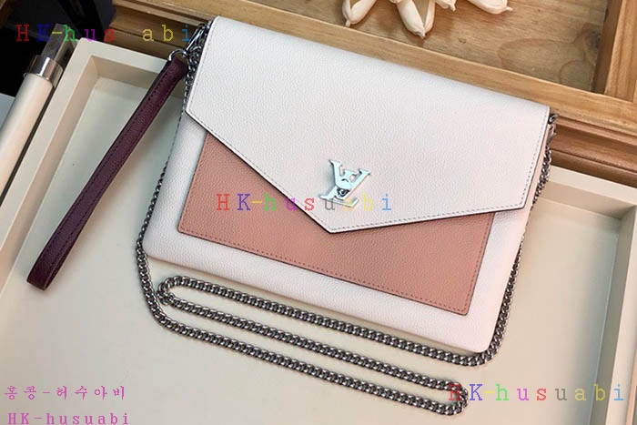 �ڹ̷��ޡ� ���̺��� ����Ʈ ���̶��� M67521