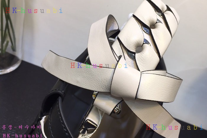 �ڹ̷��ޡ� ��� ��ī��  FD 1358850