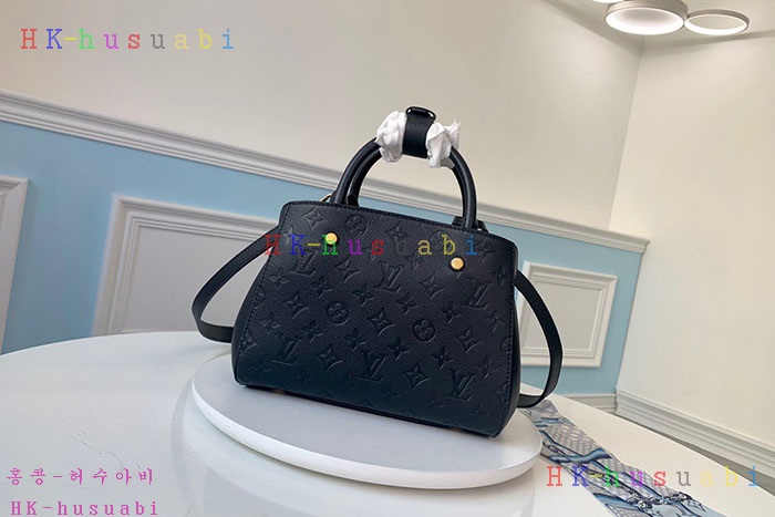 �ڹ̷��ޡ� ���̺��� ���״� BB  M41053