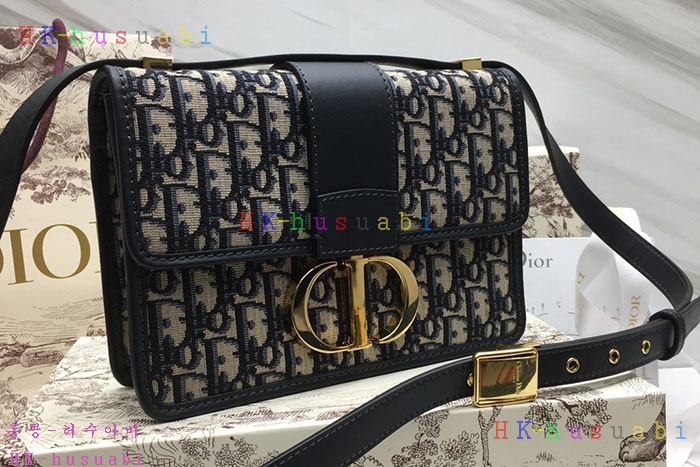 �ڹ̷��ޡ� ��� ��Ƽ�����ι� DR 18858