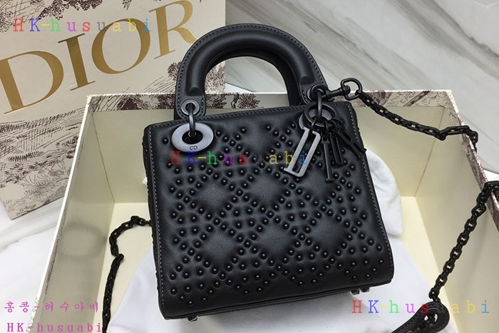 �ڹ̷��ޡ� ��� ���̵�� DR 18822-5