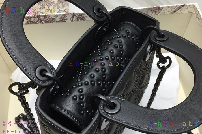 �ڹ̷��ޡ� ��� ���̵�� DR 18822-5