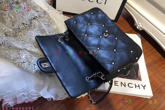 �ڹ̷��ޡ� ���� �÷��� AS1111