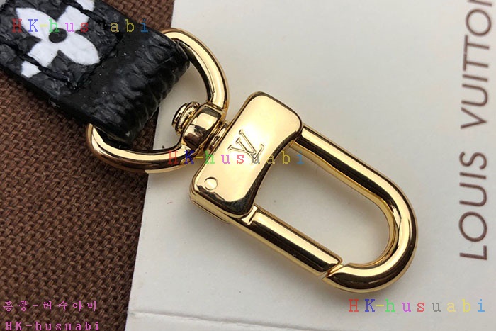 �ڹ̷��ޡ� ���̺��� �´��� M44576