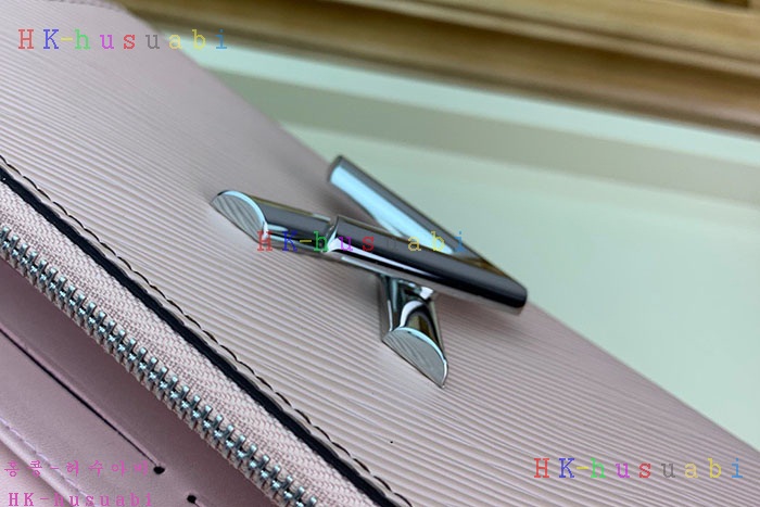 �ڹ̷��ޡ� ���̺��� Ʈ����Ʈ ü������ M67798 (2�÷�)