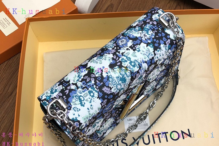 �ڹ̷��ޡ� ���̺��� Ʈ����Ʈ M55037