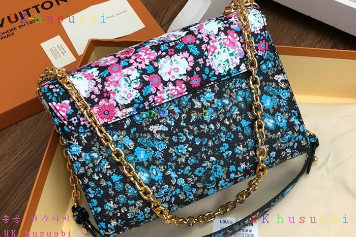 �ڹ̷��ޡ� ���̺��� Ʈ����Ʈ M55038