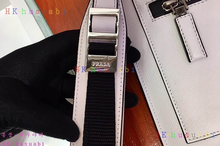 �ڹ̷��ޡ� ����� �Ŀ�ġ�� P 2NH009-2