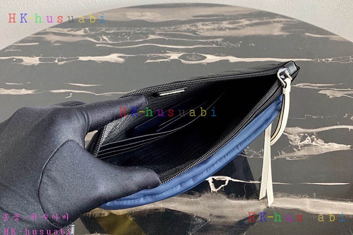 �ڹ̷��ޡ� ����� ���ľƳ� Ŭ��ġ�� P 2NH07D