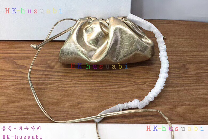 �ڹ̷��ޡ� ���װ�����Ÿ ��Ż�� ���� �Ŀ�ġ  BV 585852