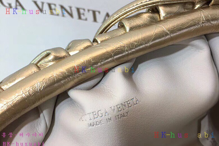 �ڹ̷��ޡ� ���װ�����Ÿ ��Ż�� ���� �Ŀ�ġ  BV 585852