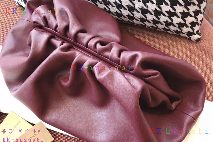 �ڹ̷��ޡ� ���װ�����Ÿ ���� ī�� �Ŀ�ġ BV 576227-2