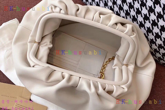 �ڹ̷��ޡ� ���װ�����Ÿ ���� ī�� �Ŀ�ġ BV 576227-4