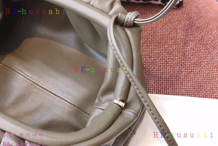 �ڹ̷��ޡ� ���װ�����Ÿ  ���� ī�� �Ŀ�ġ  BV 585852-2