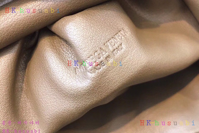 �ڹ̷��ޡ� ���װ�����Ÿ  ���� ī�� �Ŀ�ġ  BV 585852-2