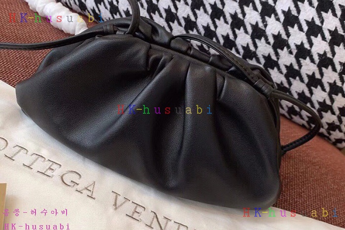 �ڹ̷��ޡ� ���װ�����Ÿ ���� ī�� �Ŀ�ġ  BV 585852-4