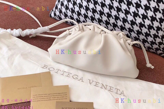 �ڹ̷��ޡ� ���װ�����Ÿ ���� ī�� �Ŀ�ġ  BV 585852-6