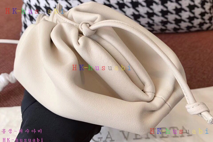 �ڹ̷��ޡ� ���װ�����Ÿ ���� ī�� �Ŀ�ġ  BV 585852-6