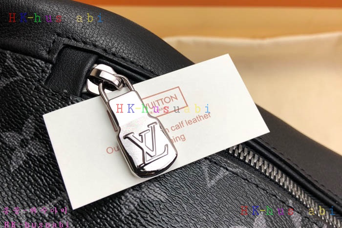 �ڹ̷��ޡڷ��̺��� ��Ŀ���� ���� M44336-3