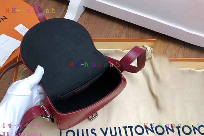 �ڹ̷��ޡڷ��̺��� �ƹ��� M55506