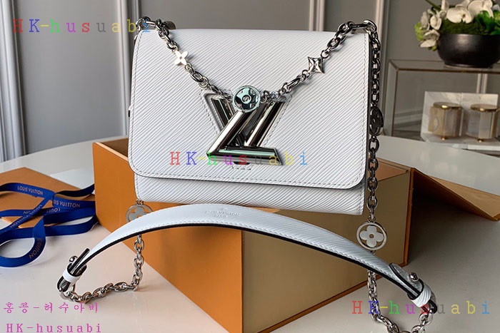 �ڹ̷��ޡ� ���̺��� Ʈ����Ʈ  M55411-4