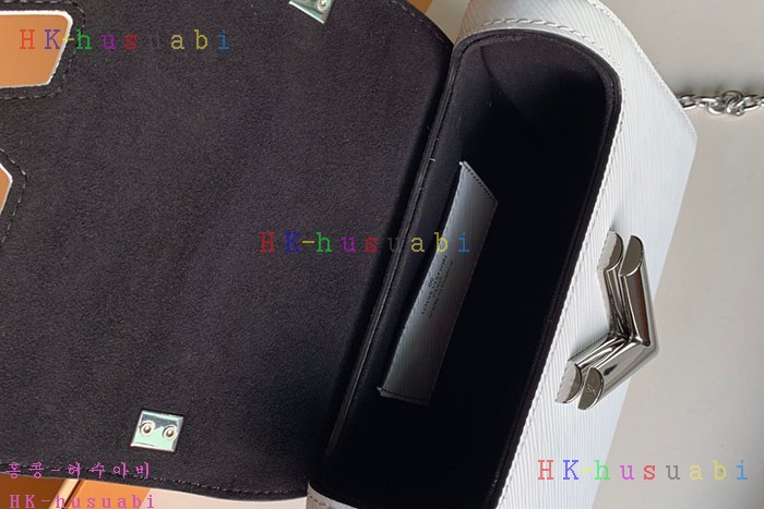 �ڹ̷��ޡ� ���̺��� Ʈ����Ʈ  M55411-4