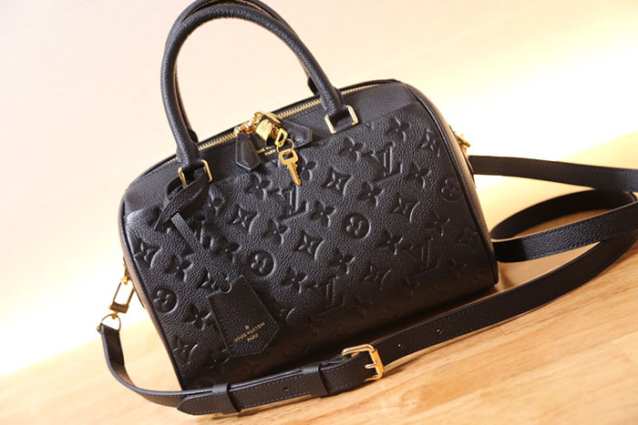 �ڹ̷��ޡ� ���̺��� �������� ���ǵ� M42397-4