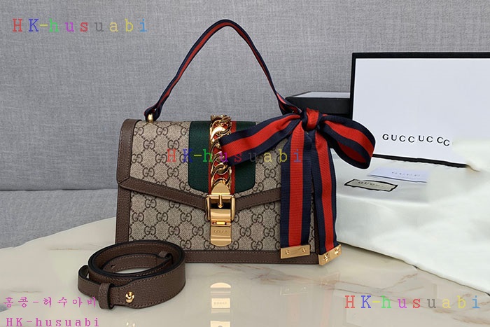 �ڹ̷��ޡ� ���� �Ǻ� ����� GU421882-4