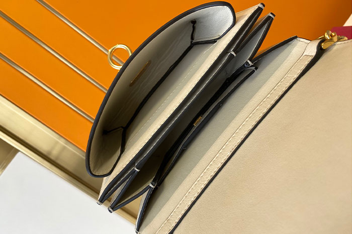 �ڹ̷��ޡ���󰡸� Ʈ�������� �÷��� F547550(�������)