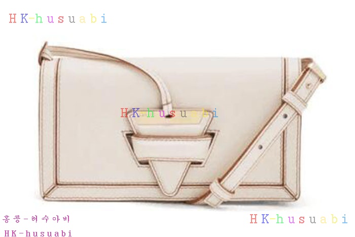 �ڹ̷��ޡ� �ο��� �ٸ����γ� �����  LW 668810