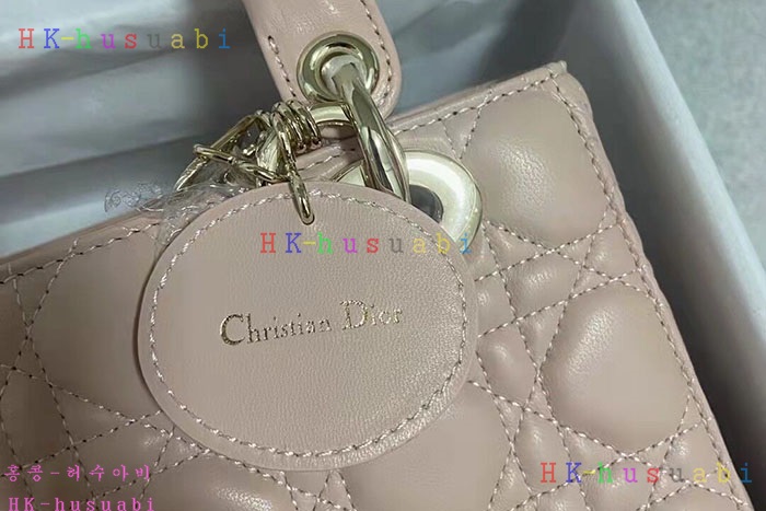 �ڹ̷��ޡ� ��� ���̵�� DR 18800