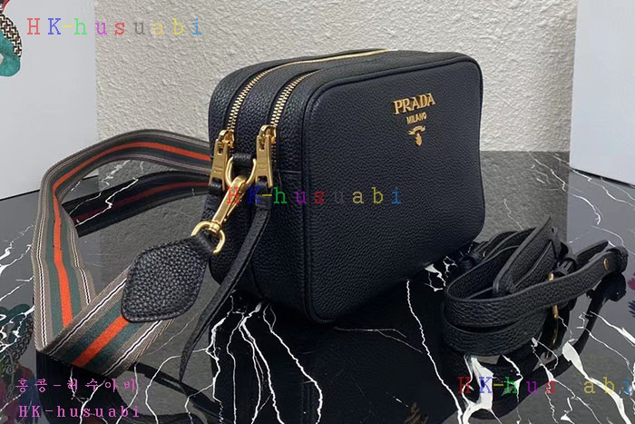 �ڹ̷��ޡ������ ���ڷ� ���� ���� ī�޶�� 1BH079