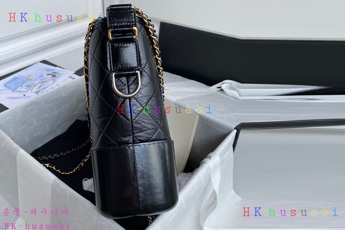 �ڹ̷��ޡ� 2018SS ���� ���긮�� ȣ���� �̵� CH A93824-4