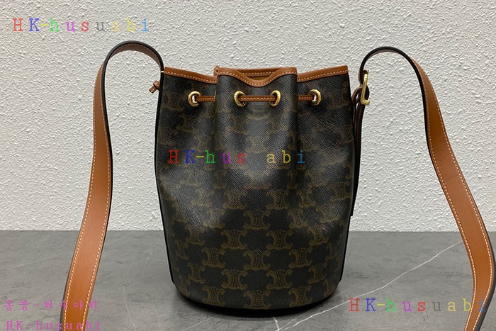 �ڹ̷��ޡڼ����� Ʈ������ ĵ���� ��Ŷ�� ���� ��ο콺Ʈ����  191142