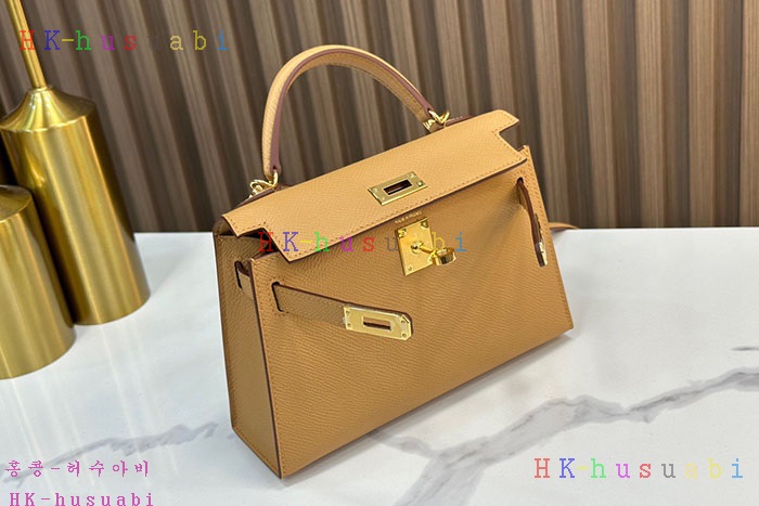 �ڹ̷��ޡڿ����޽� �̸� �̴�  H 9668220-11 �ü���