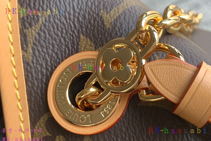 �ڹ̷��ޡڷ��̺��� ĳ���� BB M13014