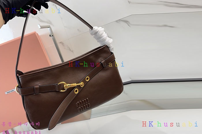 �ڹ̷��ޡڹ̿�̿� �ƹ�ٸ� ���� ���ַ� ���� �� ���� 5BC182